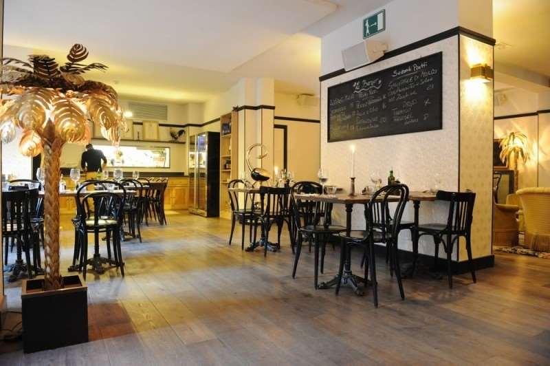 فندق Latroupe Le Berger Saint-Gilles المطعم الصورة